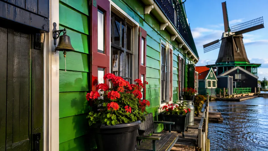 Zaanse Schans Accommodation & Where to Stay